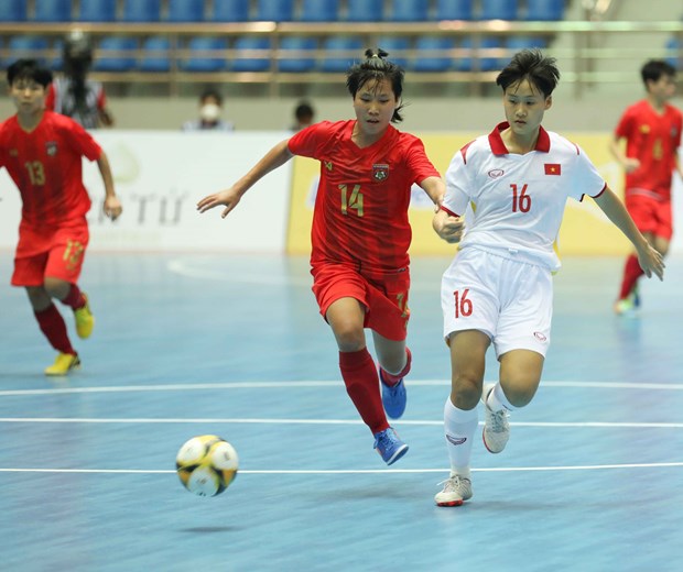 Emphatic win for Vietnam at first match in women’s futsal